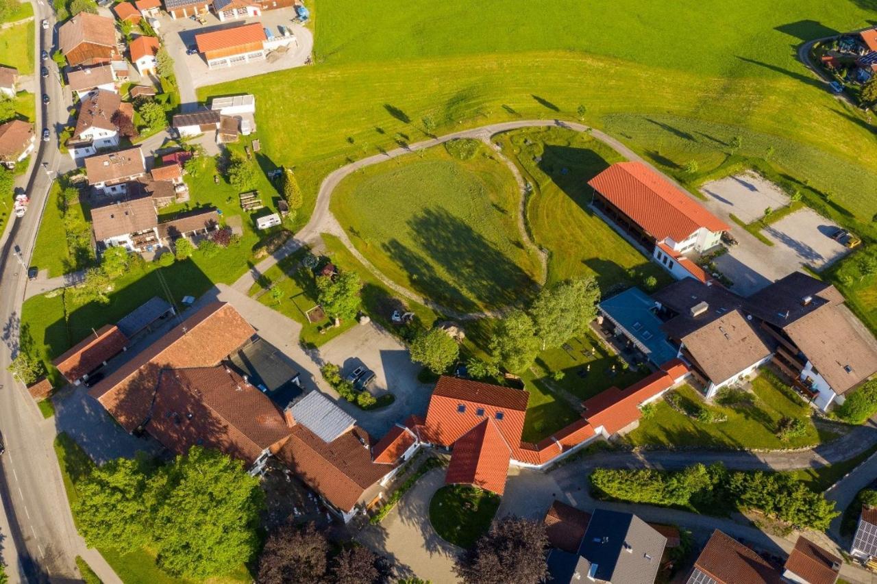 Landhotel Gockelwirt أيزنبرغ المظهر الخارجي الصورة