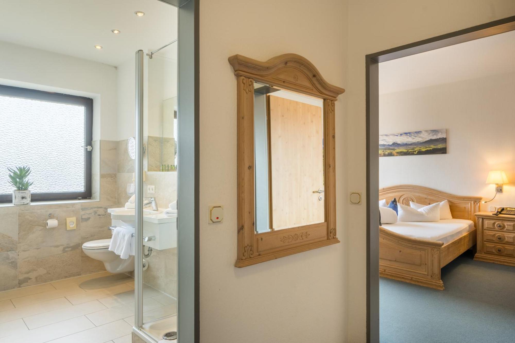 Landhotel Gockelwirt أيزنبرغ المظهر الخارجي الصورة